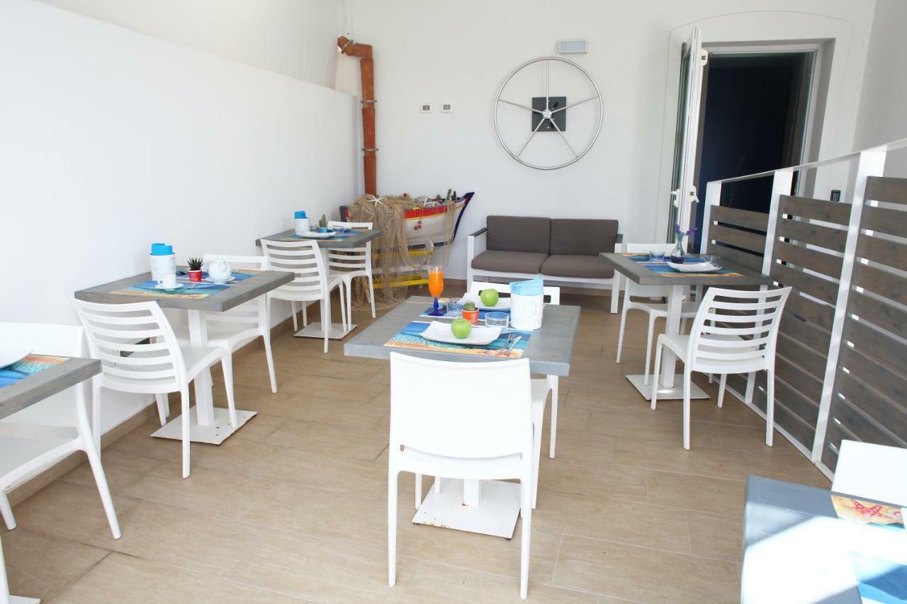 Rivazzurra Design Rooms San Vito Lo Capo Exteriör bild